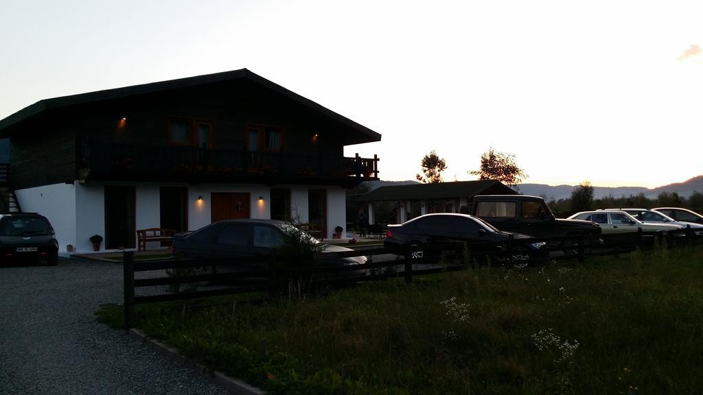 Landhaus Bed&Breakfast วีเชวเดสซุส ภายนอก รูปภาพ