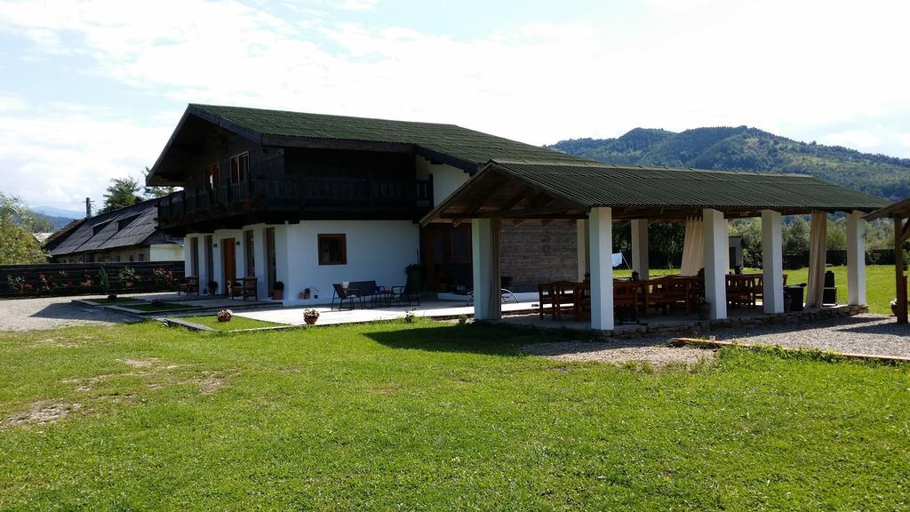 Landhaus Bed&Breakfast วีเชวเดสซุส ภายนอก รูปภาพ
